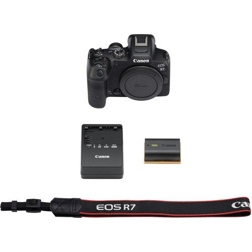 Canon EOS R7 Mirrorless Camera with 18-150mm Lens