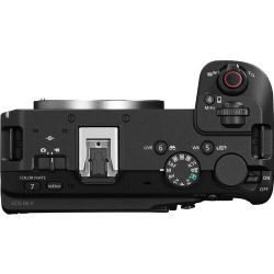 Canon EOS R6 V Mirrorless Camera with 20-50mm f/4 Lens